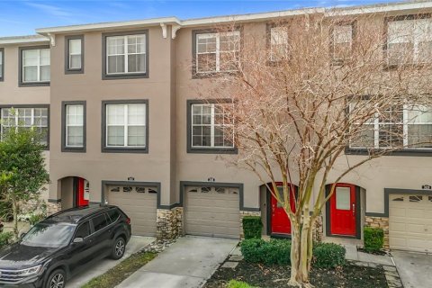 Townhouse in Brandon, Florida 4 bedrooms, 187.94 sq.m. № 2155930