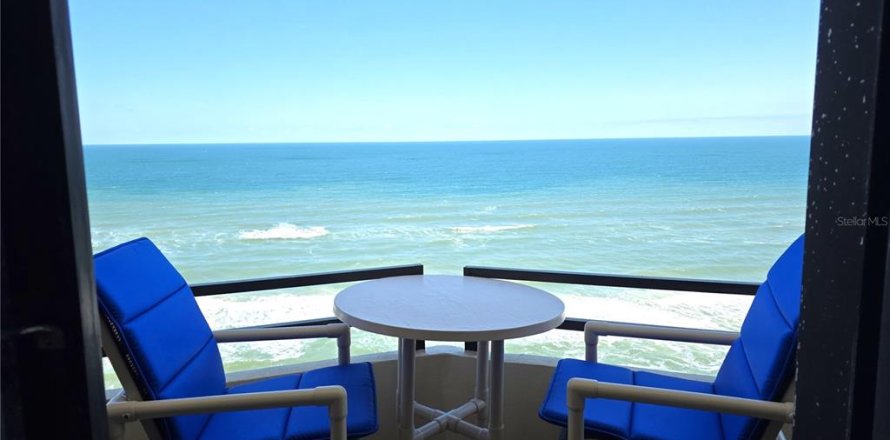 Condo à Daytona Beach, Floride, 2 chambres  № 2094228