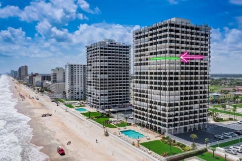 Copropriété à vendre à Daytona Beach, Floride: 2 chambres, 126.35 m2 № 2094228 - photo 2