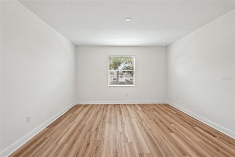 Townhouse in Bradenton, Florida 3 bedrooms, 223.52 sq.m. № 2114371 - photo 14