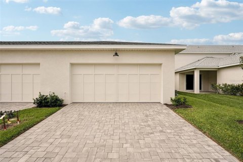 Townhouse in Bradenton, Florida 3 bedrooms, 223.52 sq.m. № 2114371 - photo 30