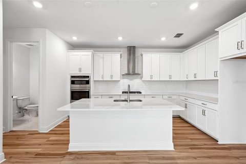 Townhouse in Bradenton, Florida 3 bedrooms, 223.52 sq.m. № 2114371 - photo 2