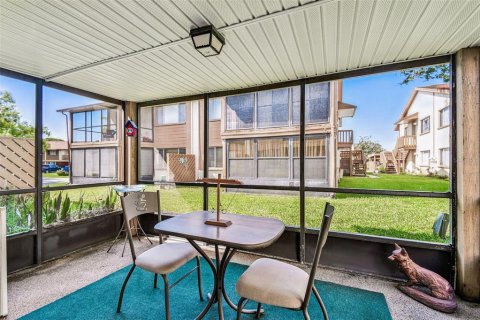 Condo in New Port Richey, Florida, 2 bedrooms  № 1906554 - photo 7