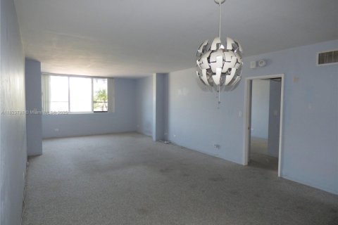 Condominio en venta en Miami Beach, Florida, 1 dormitorio, 97.18 m2 № 1788617 - foto 6