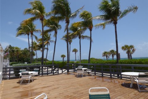 Condominio en venta en Miami Beach, Florida, 1 dormitorio, 97.18 m2 № 1788617 - foto 2