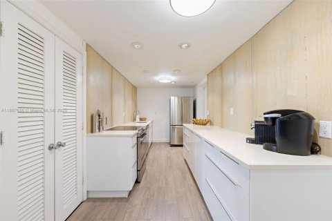 Condominio en venta en Fort Lauderdale, Florida, 2 dormitorios, 157.93 m2 № 1954316 - foto 17