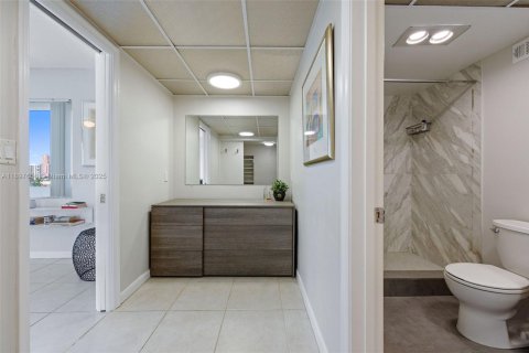 Condominio en venta en Fort Lauderdale, Florida, 2 dormitorios, 157.93 m2 № 1954316 - foto 22