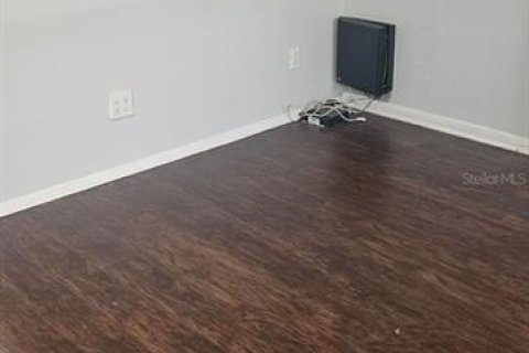 House in Tampa, Florida 3 bedrooms, 92.9 sq.m. № 1747666 - photo 7