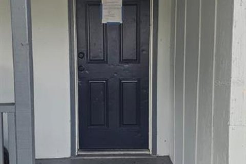 House in Tampa, Florida 3 bedrooms, 92.9 sq.m. № 1747666 - photo 4