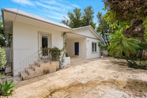 Купить виллу или дом в Майами-Бич, Флорида 4 спальни, 279.45м2, № 1867771 - фото 3
