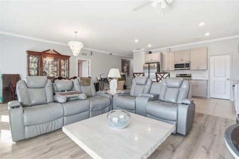 House in Minneola, Florida 3 bedrooms, 161.19 sq.m. № 2110622 - photo 7