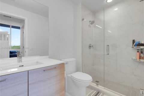 Townhouse in North Miami Beach, Florida 3 bedrooms, 194.44 sq.m. № 1980941 - photo 19