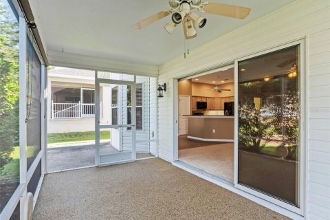 House in The Villages, Florida 3 bedrooms, 160.16 sq.m. № 1904911 - photo 25