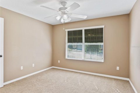 House in The Villages, Florida 3 bedrooms, 160.16 sq.m. № 1904911 - photo 22
