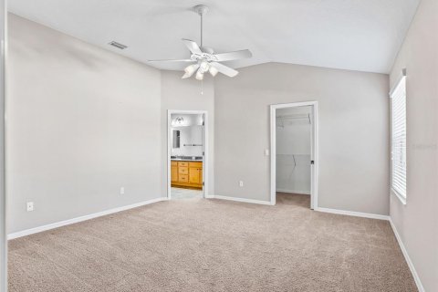 House in The Villages, Florida 3 bedrooms, 160.16 sq.m. № 1904911 - photo 14
