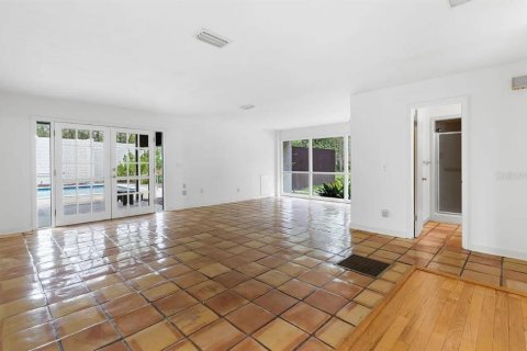Casa en alquiler en Gainesville, Florida, 3 dormitorios, 385.08 m2 № 1777927 - foto 30