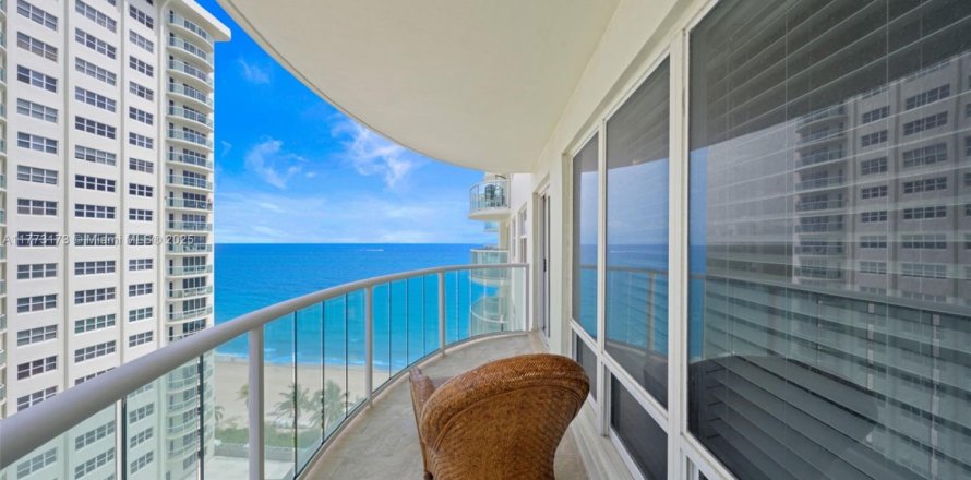 Condo in Fort Lauderdale, Florida, 1 bedroom № 1692958