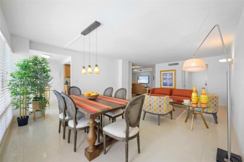 Condo in Fort Lauderdale, Florida, 1 bedroom  № 1692958 - photo 7