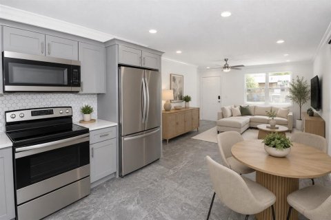 Immobilier commercial à vendre à Kissimmee, Floride: 4 chambres, 139.35 m2 № 2206695 - photo 13