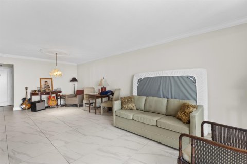 Condo in North Palm Beach, Florida, 2 bedrooms  № 2244619 - photo 29