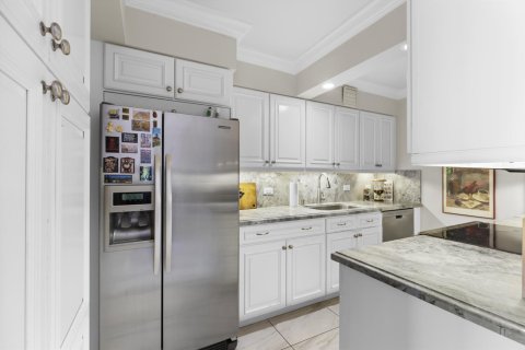 Condo in North Palm Beach, Florida, 2 bedrooms  № 2244619 - photo 25