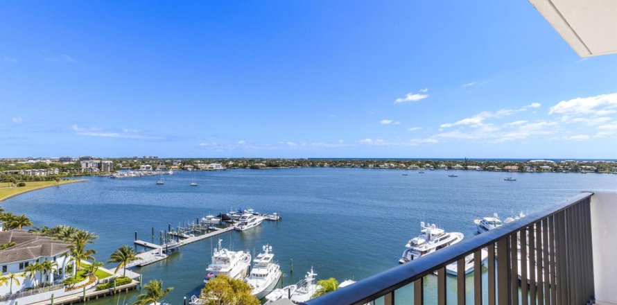 Condo in North Palm Beach, Florida, 2 bedrooms  № 2244619