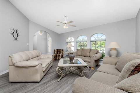 Casa en alquiler en Rotonda, Florida, 4 dormitorios, 221.94 m2 № 1434430 - foto 10