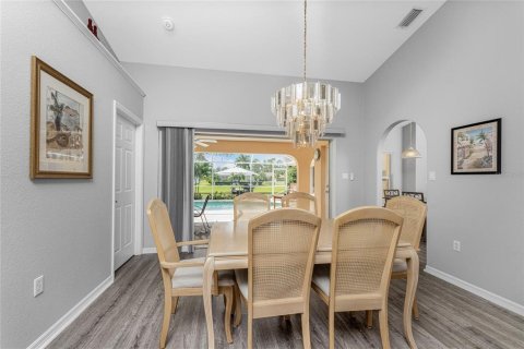Casa en alquiler en Rotonda, Florida, 4 dormitorios, 221.94 m2 № 1434430 - foto 13
