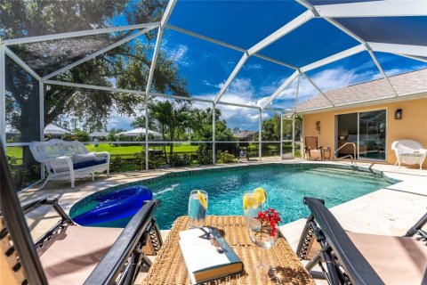 Casa en alquiler en Rotonda, Florida, 4 dormitorios, 221.94 m2 № 1434430 - foto 3