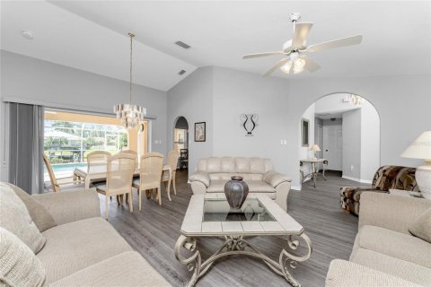 Casa en alquiler en Rotonda, Florida, 4 dormitorios, 221.94 m2 № 1434430 - foto 12