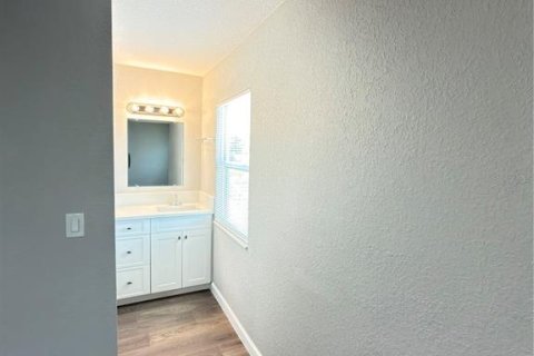 Touwnhouse à louer à Tampa, Floride: 3 chambres, 125.51 m2 № 2112229 - photo 20