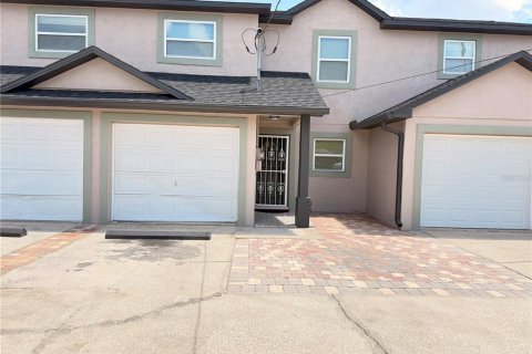 Touwnhouse à Tampa, Floride 3 chambres, 125.51 m2 № 2112229