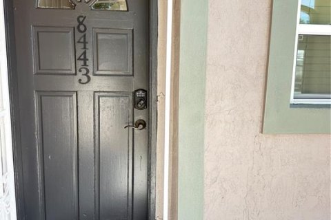 Touwnhouse à louer à Tampa, Floride: 3 chambres, 125.51 m2 № 2112229 - photo 2