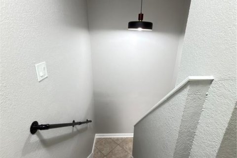 Touwnhouse à louer à Tampa, Floride: 3 chambres, 125.51 m2 № 2112229 - photo 15