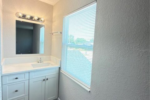 Touwnhouse à louer à Tampa, Floride: 3 chambres, 125.51 m2 № 2112229 - photo 19