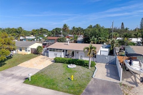 Villa ou maison à vendre à Pompano Beach, Floride: 4 chambres, 134.62 m2 № 1986333 - photo 14