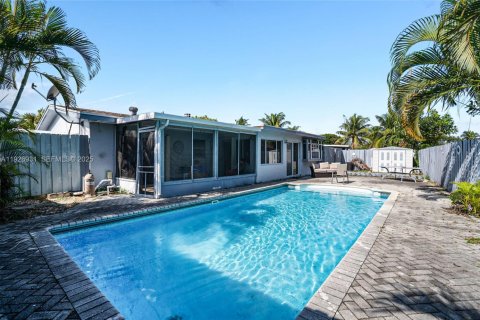 Villa ou maison à vendre à Pompano Beach, Floride: 4 chambres, 134.62 m2 № 1986333 - photo 2