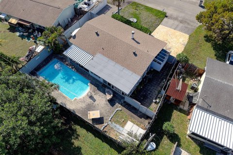 Villa ou maison à vendre à Pompano Beach, Floride: 4 chambres, 134.62 m2 № 1986333 - photo 30