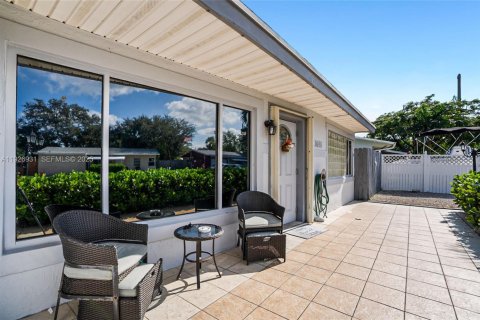 Villa ou maison à vendre à Pompano Beach, Floride: 4 chambres, 134.62 m2 № 1986333 - photo 13