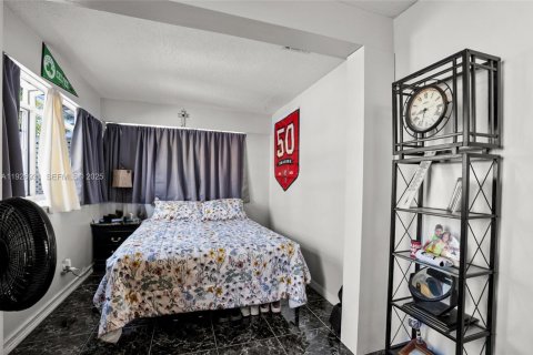 Villa ou maison à vendre à Pompano Beach, Floride: 4 chambres, 134.62 m2 № 1986333 - photo 27