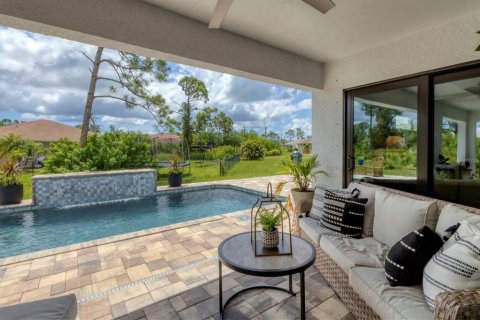 House in Rotonda, Florida 3 bedrooms, 169.08 sq.m. № 1866805 - photo 28