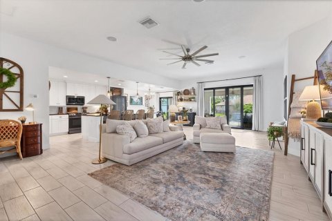 House in Rotonda, Florida 3 bedrooms, 169.08 sq.m. № 1866805 - photo 7