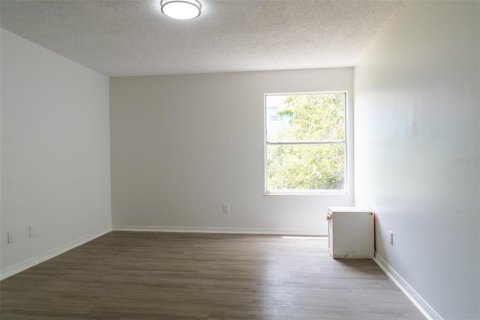 Condo in Kissimmee, Florida, 3 bedrooms  № 1827109 - photo 19