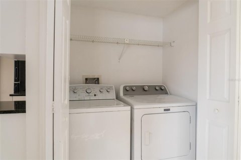 Condo in Kissimmee, Florida, 3 bedrooms  № 1827109 - photo 13
