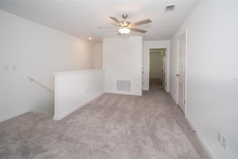 Touwnhouse à louer à San Antonio, Floride: 3 chambres, 154.78 m2 № 2425445 - photo 12