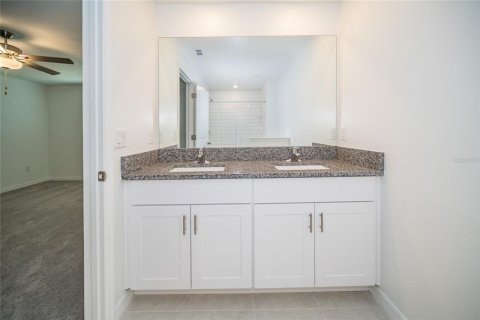 Touwnhouse à louer à San Antonio, Floride: 3 chambres, 154.78 m2 № 2425445 - photo 23
