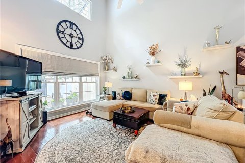 Casa en venta en Lady Lake, Florida, 2 dormitorios, 146.32 m2 № 1894810 - foto 17