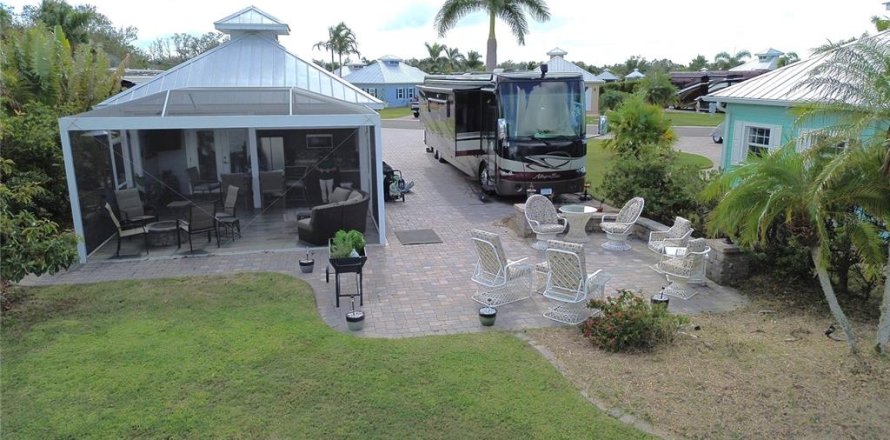 House in Arcadia, Florida 1 bedroom, 25.55 sq.m. № 1552004