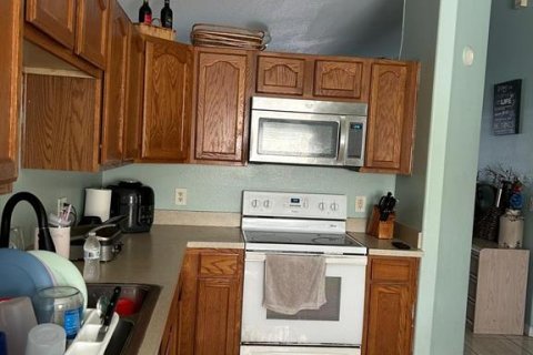 House in Oviedo, Florida 3 bedrooms, 141.68 sq.m. № 1844946 - photo 19
