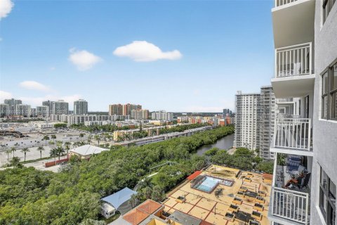 Купить кондоминиум в Санни-Айлс-Бич, Флорида 2 спальни, 114.46м2, № 1926276 - фото 28